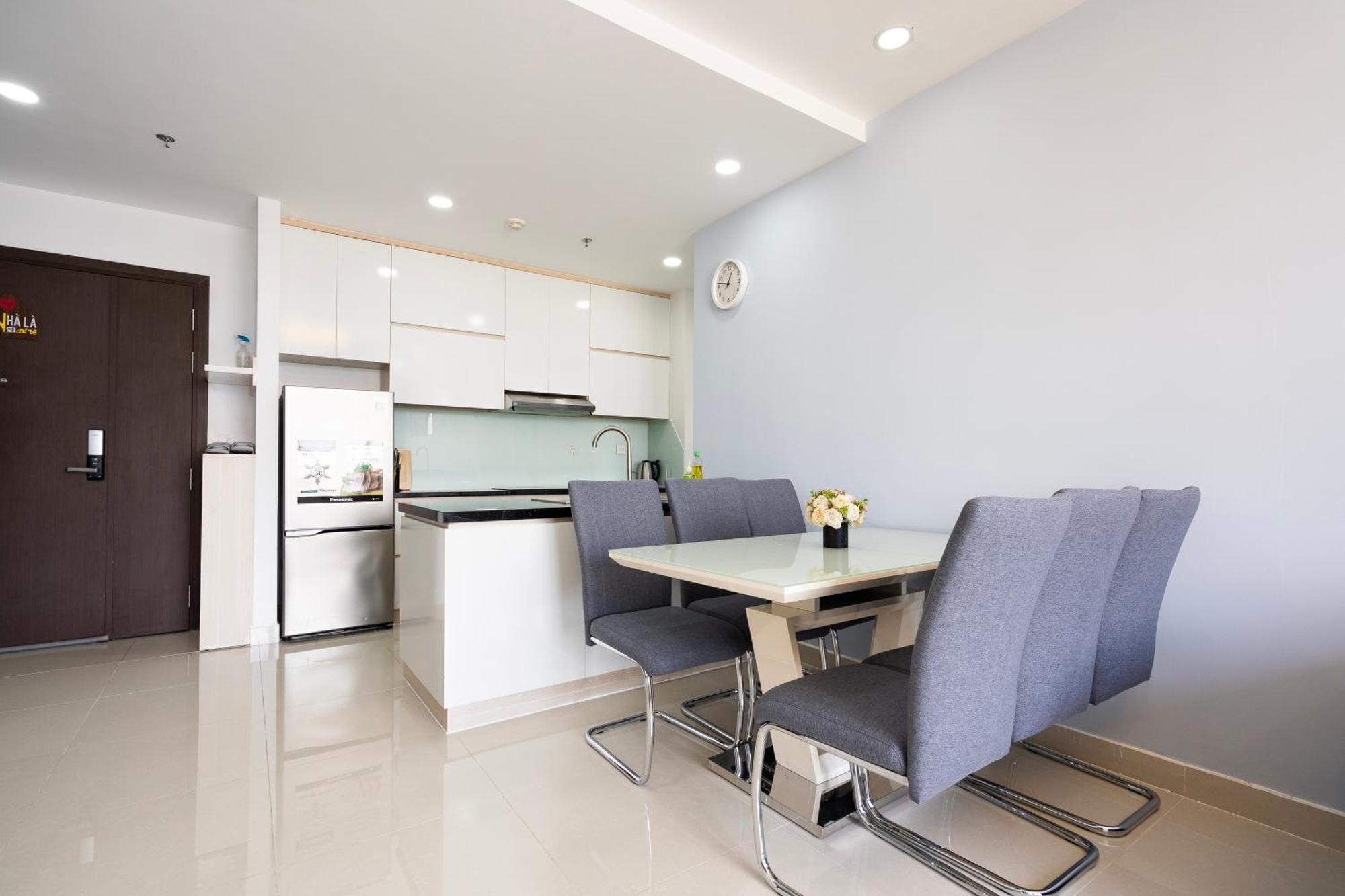 Henry Home - Rivergate Ho Chi Minh City Exterior photo