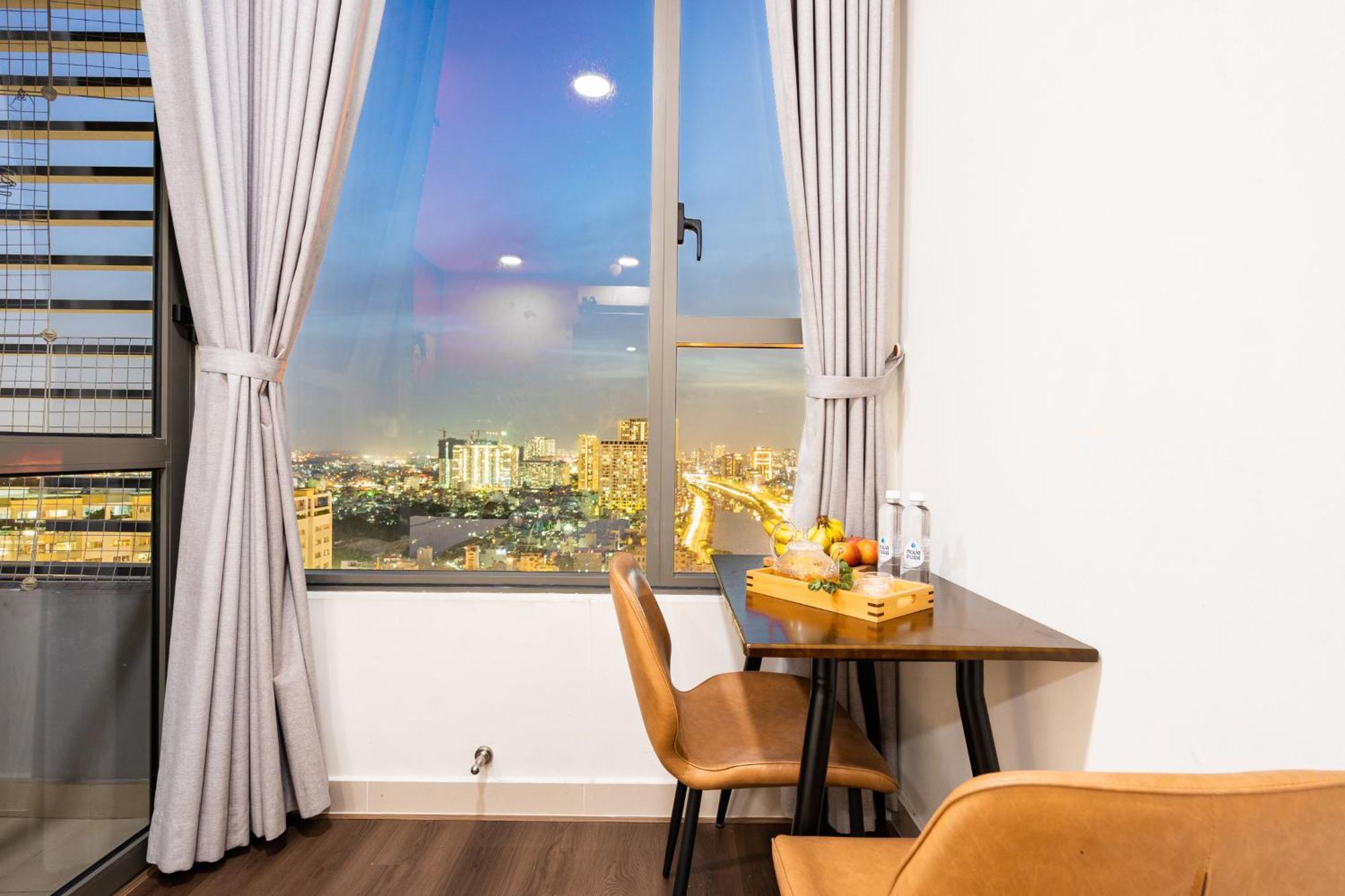 Henry Home - Rivergate Ho Chi Minh City Exterior photo